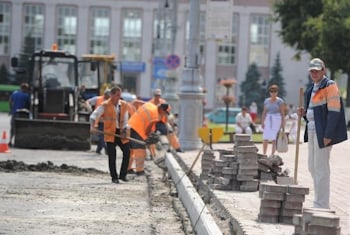 Установка дорожных и тротуарных бортов