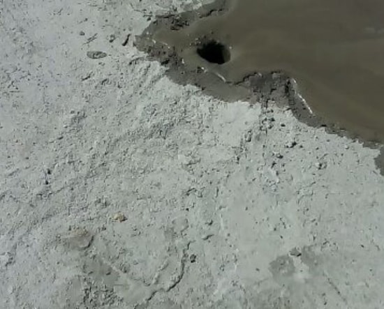 Технологические отверстия диаметром 12–16 мм.